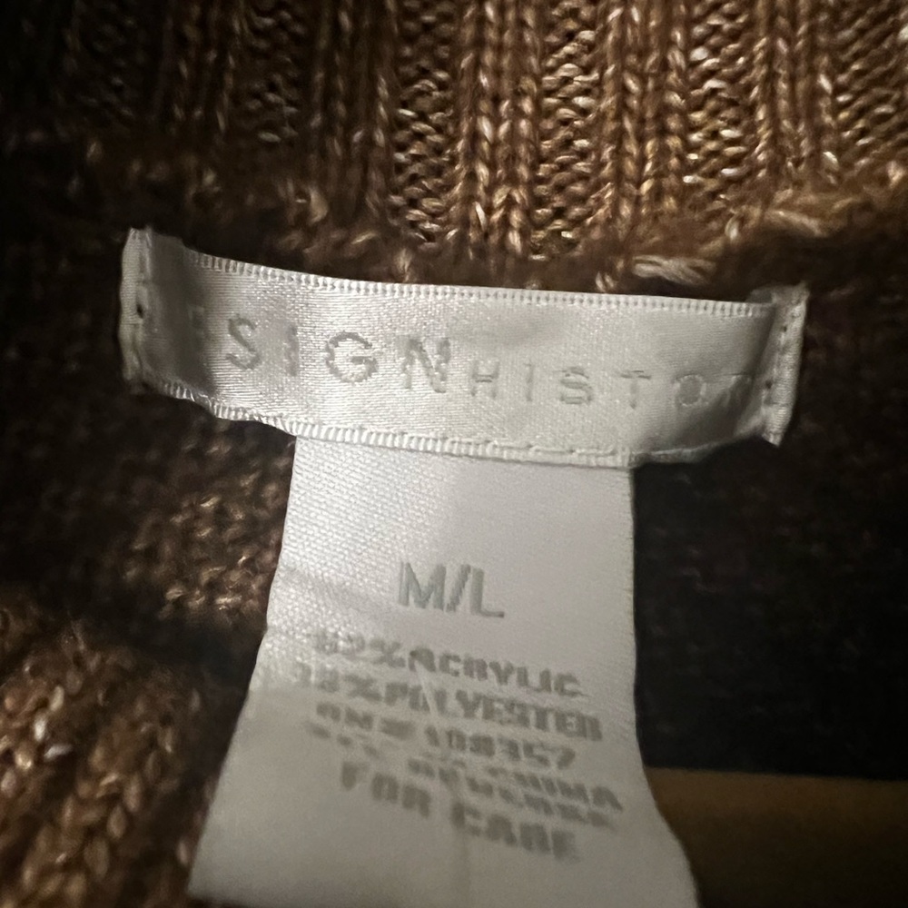 Design History Women's Brown Sweater - Picture 2 of 6
